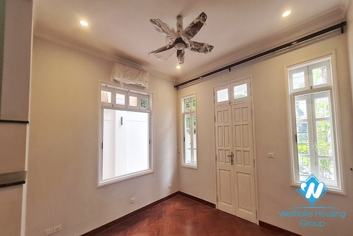 Renovated and morden 4beds villa for rent in Ciputra, Tay Ho